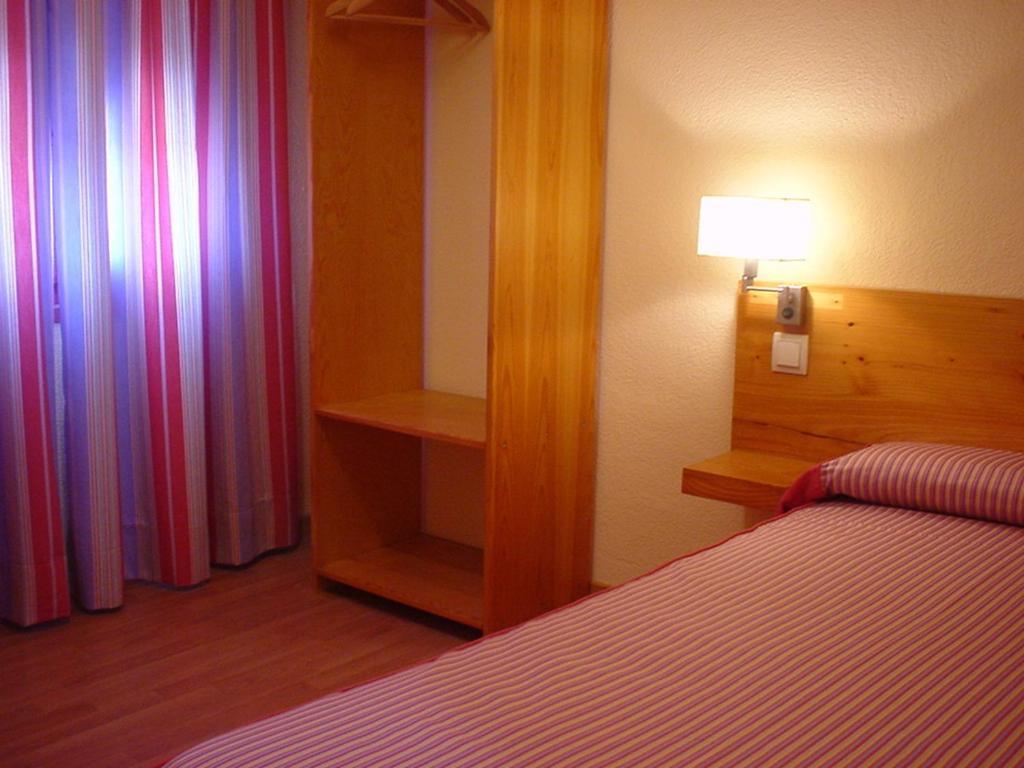 Hostal Restaurante El Espanol Bujaraloz Room photo